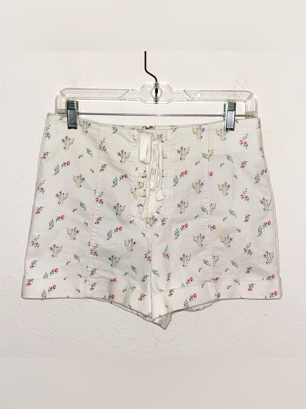 Forever 21 White High-Waist Lace-Up Floral Shorts
